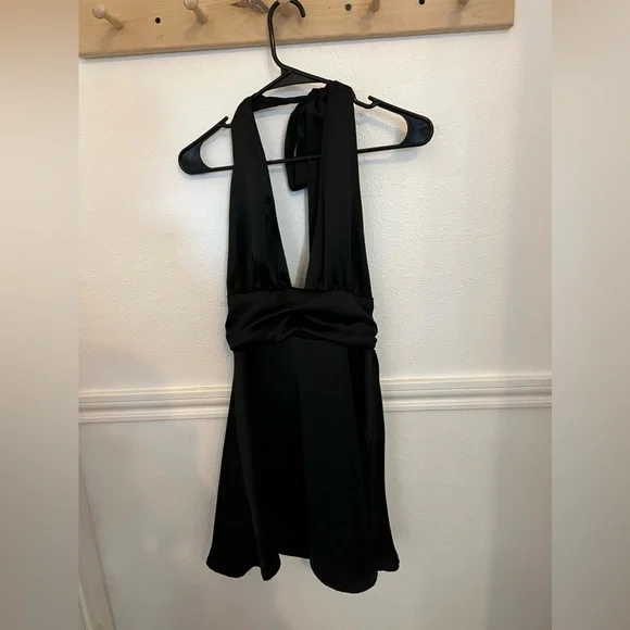 Black Silk Formal Dress with Plunging Neckline and Open Back. Size Small - Picture 3 of 6